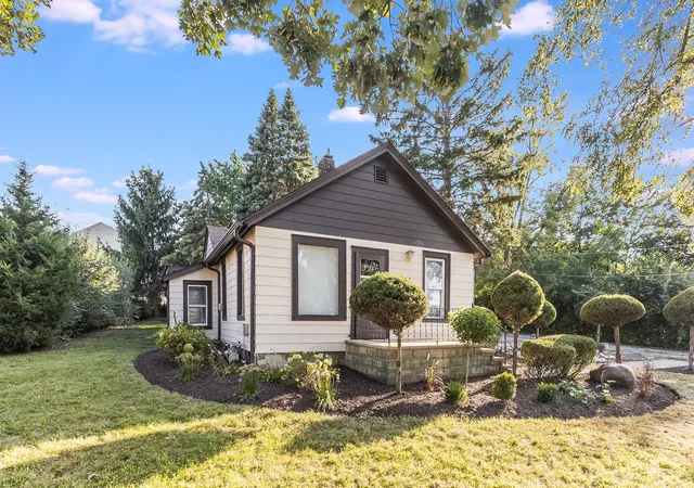 Photo 1 of Single family home for sale at 181 Montgomery Rd, Montgomery, IL 60538 | MLS# 12753802 | Listing updated on 2026-09-16