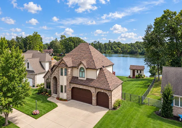 Photo 3 of Sale Pending at 6797 Lakeshore Dr, Portage, IN 46368 | MLS# 12753814 | Listing updated on 2026-09-19