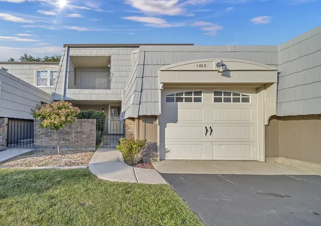 Photo 1 of Townhouse for sale at 640 Burgundy Ct #D, Elk Grove Village, IL 60007 | MLS# 12753820 | Listing updated on 2026-09-16