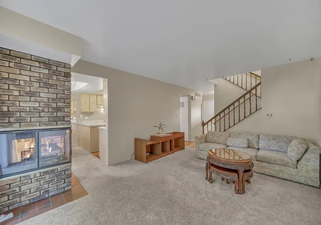 Photo 4 of Townhouse for sale at 640 Burgundy Ct #D, Elk Grove Village, IL 60007 | MLS# 12753820 | Listing updated on 2026-09-16