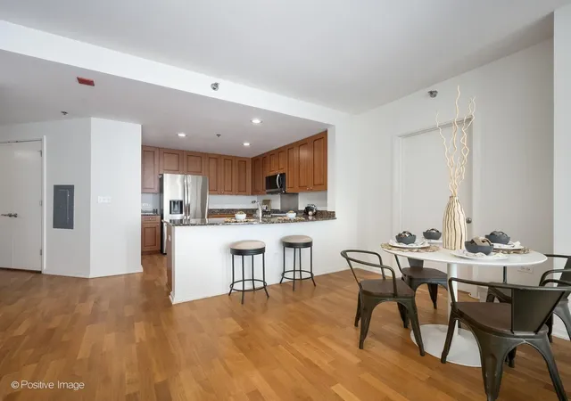 Photo 3 of Condo for sale at 160 E Illinois St #901, Chicago, IL 60611 | MLS# 12753835 | Listing updated on 2026-09-14