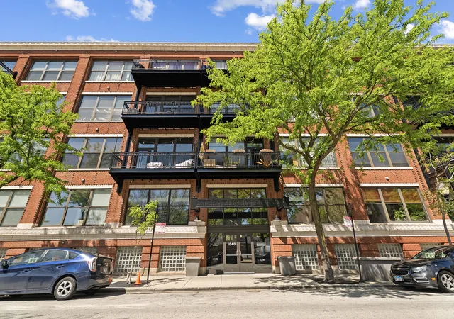 Photo 1 of Condo for sale at 1040 W Adams St #358, Chicago, IL 60607 | MLS# 12753842 | Listing updated on 2026-09-14