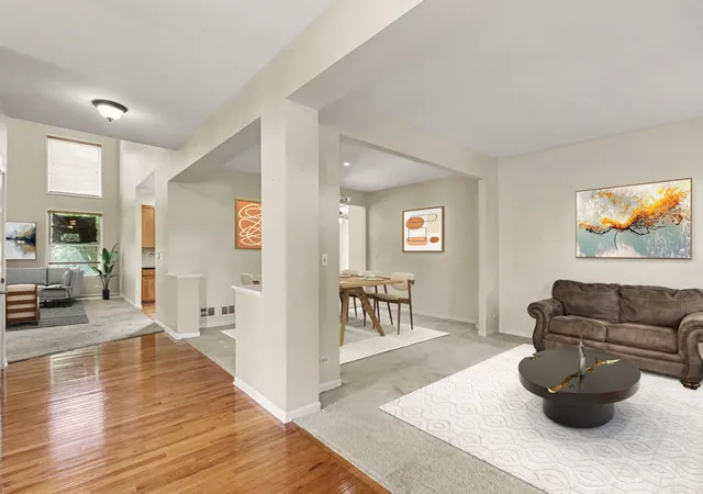 Photo 3 of Single family home for sale at 1530 S Lancaster Ln, Libertyville, IL 60048 | MLS# 12753853 | Listing updated on 2026-09-14