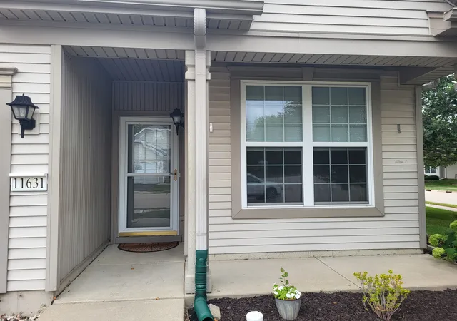 Photo 3 of Single family home for sale at 11631 Wembley Dr, Huntley, IL 60142 | MLS# 12753859 | Listing updated on 2026-10-04