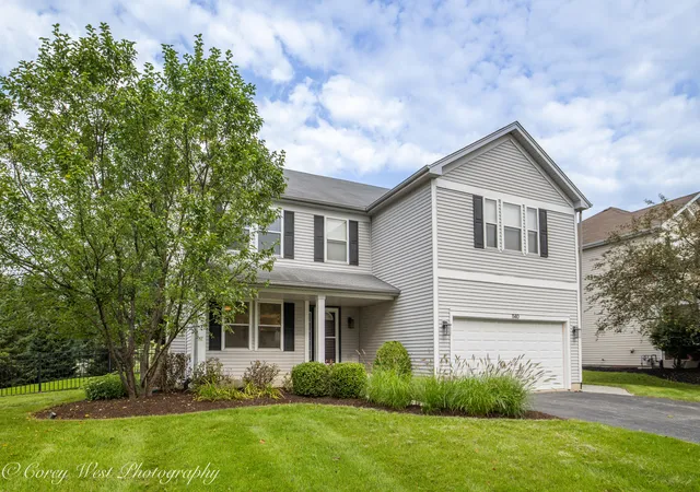 Photo 2 of Single family home for sale at 1140 Berry St, Elburn, IL 60119 | MLS# 12753875 | Listing updated on 2026-09-14