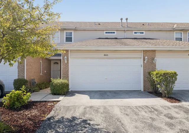 Photo 1 of Condo for sale at 8415 Stratford Dr #8415, Tinley Park, IL 60487 | MLS# 12753919 | Listing updated on 2026-10-02