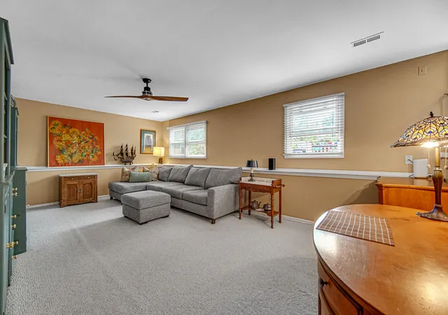 Photo 4 of Single family home for sale at 1061 185th Place, Homewood, IL 60430 | MLS# 12753922 | Listing updated on 2026-09-14