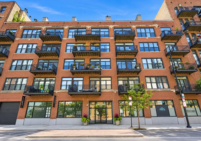 Photo 1 of Condo for sale at 375 W Erie St #412, Chicago, IL 60654 | MLS# 12753923 | Listing updated on 2026-09-16