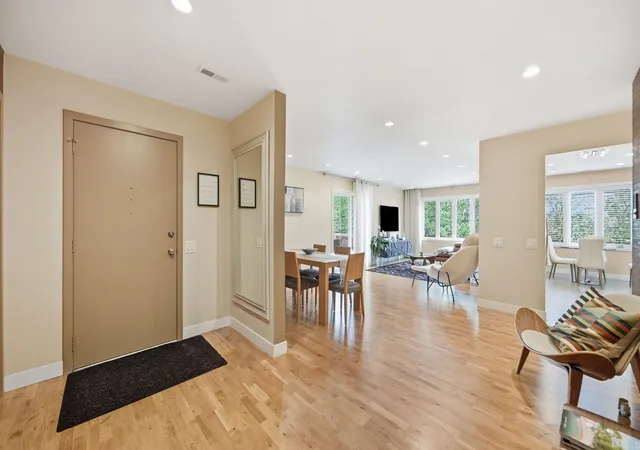 Photo 3 of Condo for sale at 3105 Toulon Dr #E2, Northbrook, IL 60062 | MLS# 12753944 | Listing updated on 2026-09-16