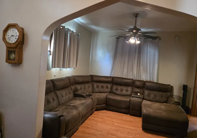 Photo 3 of Single family home for sale at 515 Forsythe Ave, Calumet City, IL 60409 | MLS# 12753949 | Listing updated on 2026-09-24