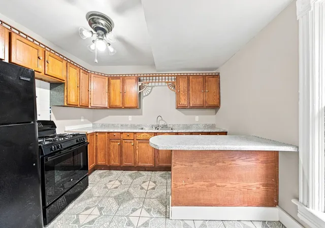 Listing Photo 5 - Condo for sale in building located at 840 Douglas Ave, Aurora, IL 60505