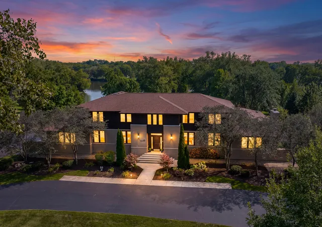 Photo 1 of Mansion for sale at 88 Riverwood Dr, Oswego, IL 60543 | MLS# 12753973 | Listing updated on 2026-09-15
