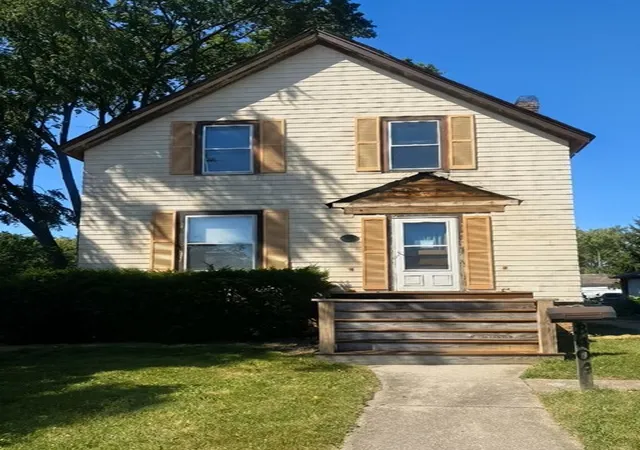 Single family home for sale at 3404 Calwagner St, Franklin Park, IL 60131 | MLS# 12753988