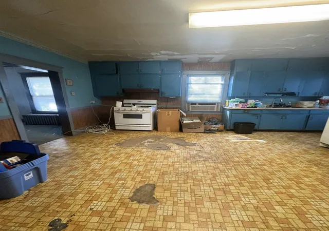 Photo 1 of Single family home for sale at 3404 Calwagner St, Franklin Park, IL 60131 | MLS# 12753988 | Listing updated on 2026-09-17