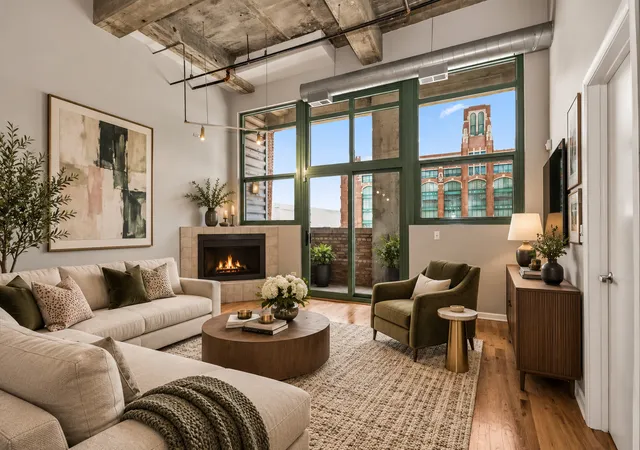 Listing Photo 5 - Condo for sale in building located at 2001 S Calumet Ave, Chicago, IL 60616 - Unit #408