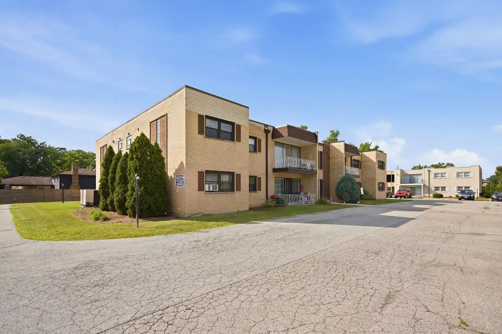 Listing Photo 17 - Condo for sale in 18320 Cherry Creek Dr located at 18320 Cherry Creek Dr, Homewood, IL 60430 - Unit 18320 Cherry Crk Dr