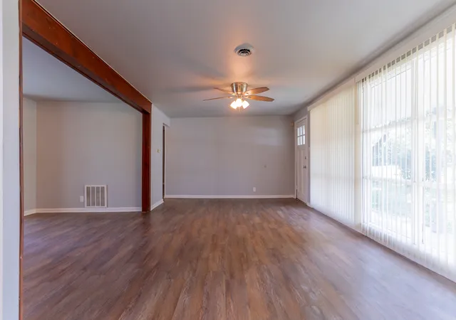 Photo 4 of Single family home for sale at 4420 177th Place, Country Club Hills, IL 60478 | MLS# 12754030 | Listing updated on 2026-09-16