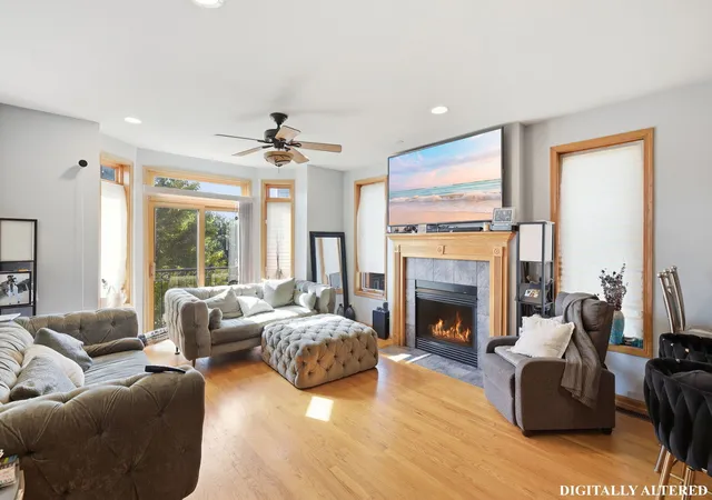 Listing Photo 4 - Condo for sale in building located at 4135 S Vincennes Ave, Chicago, IL 60653 - Unit #3N
