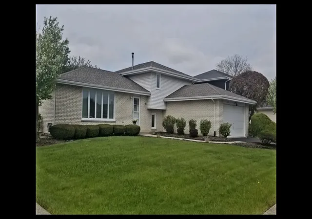 Photo 1 of Single family home for sale at 8430 Glen Oaks Rd, Orland Park, IL 60462 | MLS# 12754034 | Listing updated on 2026-09-14