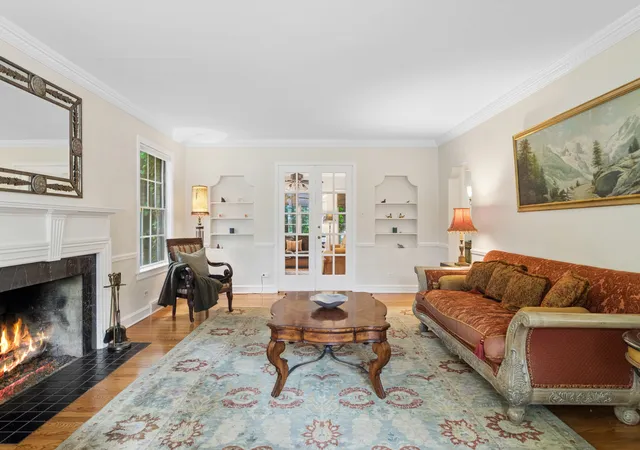 Photo 3 of Single family home for sale at 6755 N Jean Ave, Chicago, IL 60646 | MLS# 12754038 | Listing updated on 2026-09-23