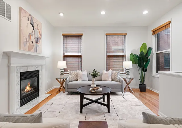 Photo 1 of Townhouse for sale at 4048 N Clark St #D, Chicago, IL 60613 | MLS# 12754049 | Listing updated on 2026-09-14