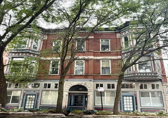 Photo 1 of Condo for sale at 1914 N Sheffield Ave #3R, Chicago, IL 60614 | MLS# 12754073 | Listing updated on 2026-09-16
