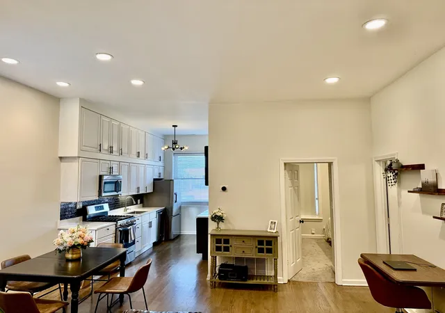 Photo 3 of Condo for sale at 1914 N Sheffield Ave #3R, Chicago, IL 60614 | MLS# 12754073 | Listing updated on 2026-09-16