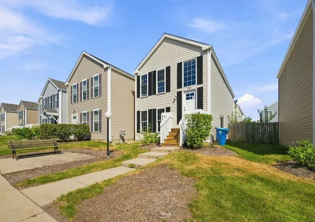 Photo 2 of Single family home for sale at 681 Serendipity Dr, Aurora, IL 60504 | MLS# 12754089 | Listing updated on 2026-09-27