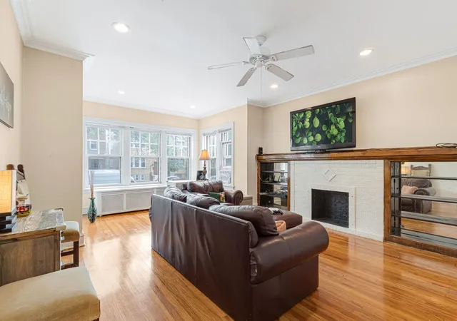 Photo 2 of House for sale at 5353 N Spaulding Ave, Chicago, IL 60625 | MLS# 12754108 | Listing updated on 2026-10-07
