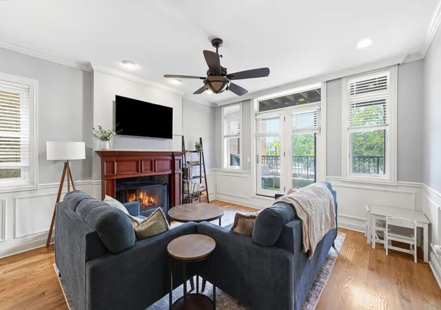 Photo 4 of Condo for sale at 5445 N Northwest Hwy #1S, Chicago, IL 60630 | MLS# 12754114 | Listing updated on 2026-09-24
