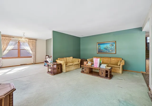 Photo 2 of Single family home for sale at 1050 W Strieff Ln, Glenwood, IL 60425 | MLS# 12754121 | Listing updated on 2026-09-16