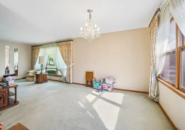 Photo 3 of Single family home for sale at 1050 W Strieff Ln, Glenwood, IL 60425 | MLS# 12754121 | Listing updated on 2026-09-16