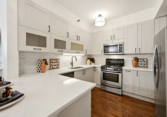 Photo 2 of Condo for sale at 744 N Clark St #305, Chicago, IL 60654 | MLS# 12754152 | Listing updated on 2026-09-22