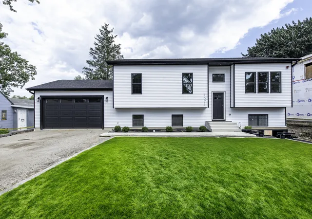 Photo 1 of Single family home for sale at 1521 Kenmore Ave, Round Lake Beach, IL 60073 | MLS# 12754163 | Listing updated on 2026-09-15