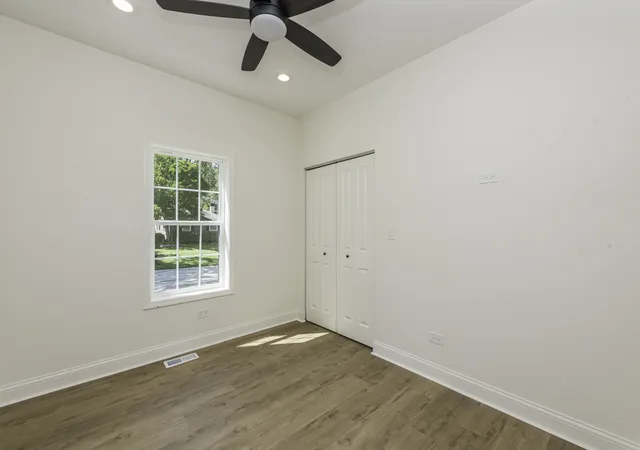 Photo 2 of Single family home for sale at 1521 Kenmore Ave, Round Lake Beach, IL 60073 | MLS# 12754163 | Listing updated on 2026-09-15