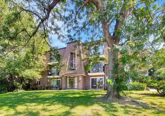 Photo 2 of Sale Pending at 8231 Archer Ave #3, Willow Springs, IL 60480 | MLS# 12754181 | Listing updated on 2026-09-25