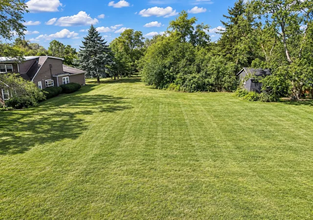 Photo 3 of Land for sale at 318 Oak St, Frankfort, IL 60423 | MLS# 12754190 | Listing updated on 2026-09-15