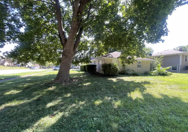 Photo 3 of Single family home for sale at 3303 Greenwood Ave, Rockford, IL 61107 | MLS# 12754193 | Listing updated on 2026-09-12