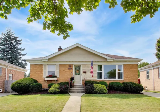 Photo 1 of Sale Pending at 1650 Mayfair Ave, Westchester, IL 60154 | MLS# 12754206 | Listing updated on 2026-10-07