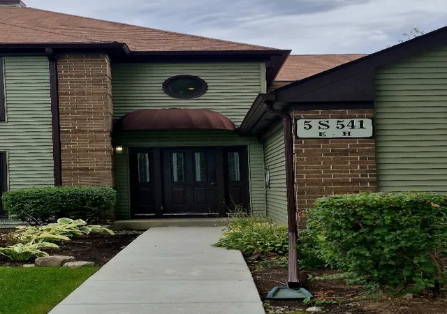 Condo for sale at 5s541 Paxton Dr #G, Naperville, IL 60563 | MLS# 12754242