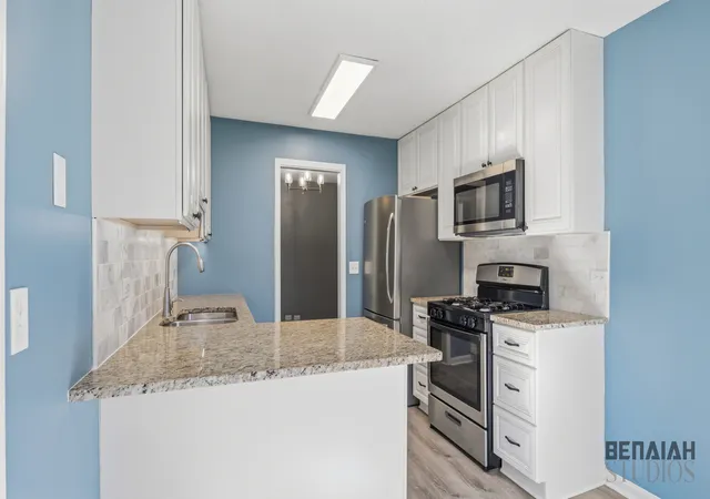 Photo 4 of Condo for sale at 5s541 Paxton Dr #G, Naperville, IL 60563 | MLS# 12754242 | Listing updated on 2026-09-15