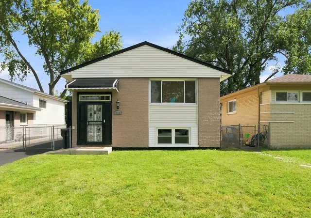 Photo 2 of Single family home for sale at 16601 Honore Ave, Markham, IL 60428 | MLS# 12754243 | Listing updated on 2026-09-16