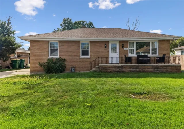 Photo 1 of Single family home for sale at 1305 N Prairie Ave, Joliet, IL 60435 | MLS# 12754250 | Listing updated on 2026-10-02