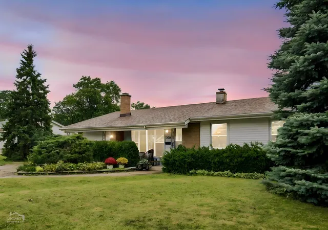 Photo 2 of Sale Pending at (Undisclosed), Elk Grove Village, IL 60007 | MLS# 12754270 | Listing updated on 2026-10-08