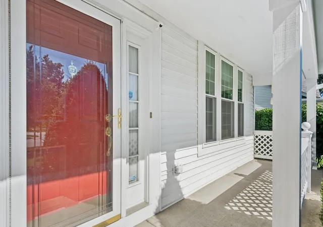 Photo 2 of Single family home for sale at 18296 W Meander Dr, Grayslake, IL 60030 | MLS# 12754277 | Listing updated on 2026-10-05
