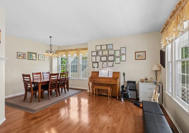 Photo 3 of Single family home for sale at 18296 W Meander Dr, Grayslake, IL 60030 | MLS# 12754277 | Listing updated on 2026-10-05
