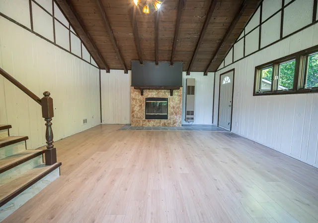 Photo 3 of Single family home for sale at 4318 Davis Ave, Matteson, IL 60443 | MLS# 12754287 | Listing updated on 2026-09-14