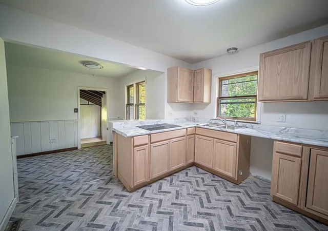 Photo 4 of Single family home for sale at 4318 Davis Ave, Matteson, IL 60443 | MLS# 12754287 | Listing updated on 2026-09-14