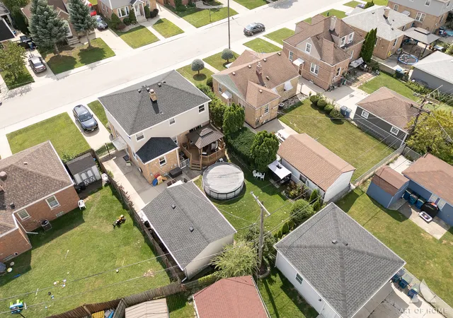 Photo 3 of Single family home for sale at 9510 Davis St, Franklin Park, IL 60131 | MLS# 12754288 | Listing updated on 2026-09-18