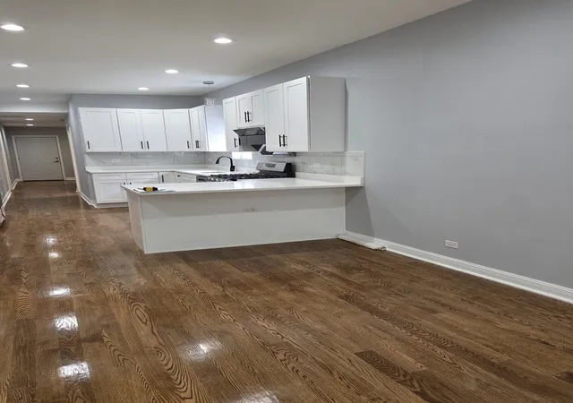 Photo 3 of Single family home for sale at 3128 S Parnell Ave, Chicago, IL 60616 | MLS# 12754302 | Listing updated on 2026-09-14